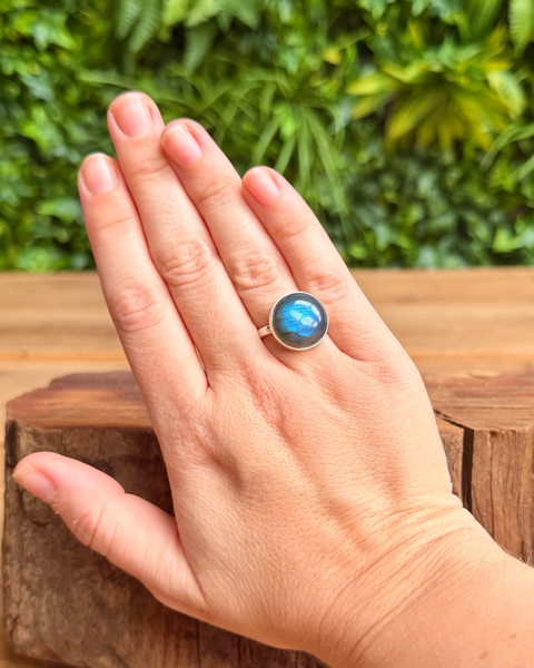 Labradorite ring in sterling silver - size O
