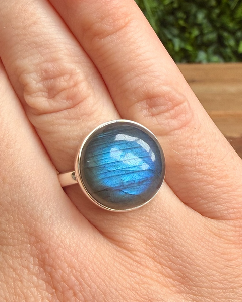 Labradorite ring in sterling silver - size O