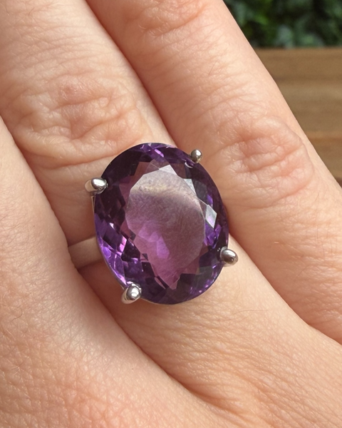 Faceted amethyst ring in sterling silver - size N