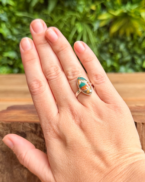 Spiny oyster mohave ring in sterling silver - size O