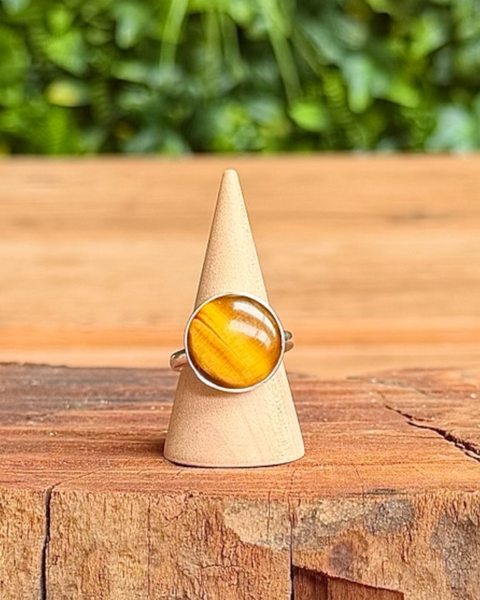 Tigers eye in sterling silver ring - size Q/R