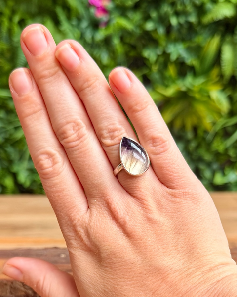 Blue John fluorite ring in sterling silver - size P