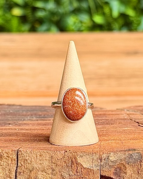 Goldstone ring in sterling silver - size P