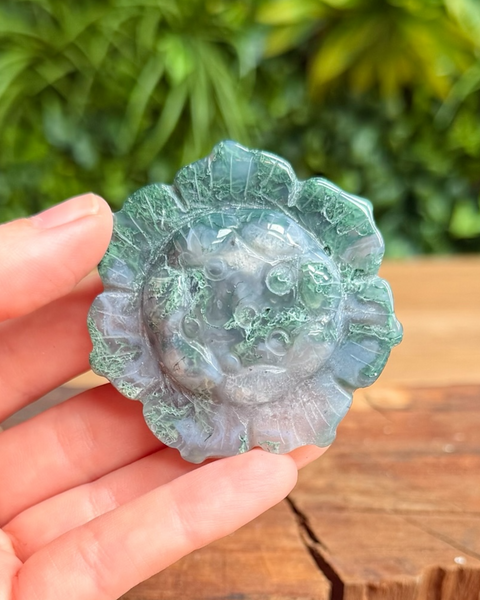 moss agate lotus flower crystal carving