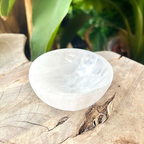 Crystal storage,  bowls & stands