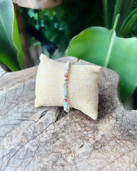 Shoushan jade 4mm bracelet on pillow